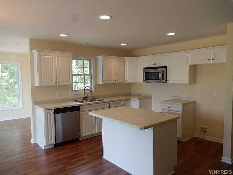 2nd image of 3623 Delilah Ln #25