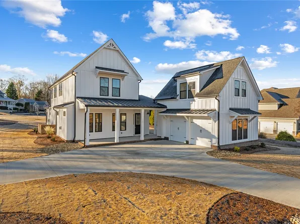 3716 Fork Shoals Rd, Simpsonville, SC 29680