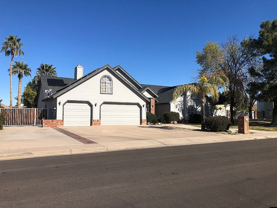 1st image of 1426 E Lockwood Cir