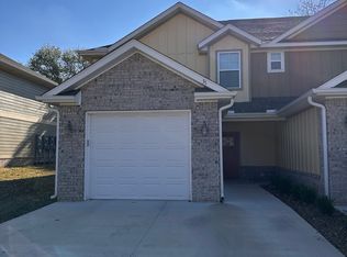 81 S Hunter St #31, Farmington, AR 72730