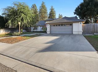 814 Meadow Ave, Exeter, CA 93221