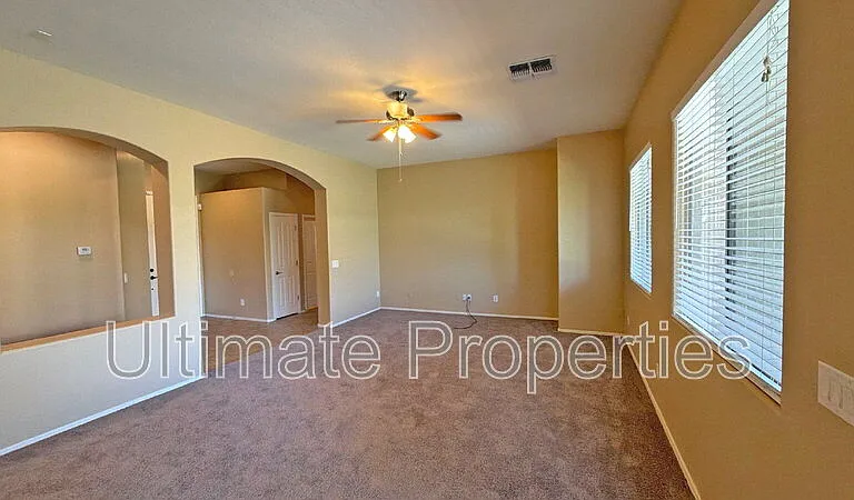 17610 W Ironwood St — Photo 2