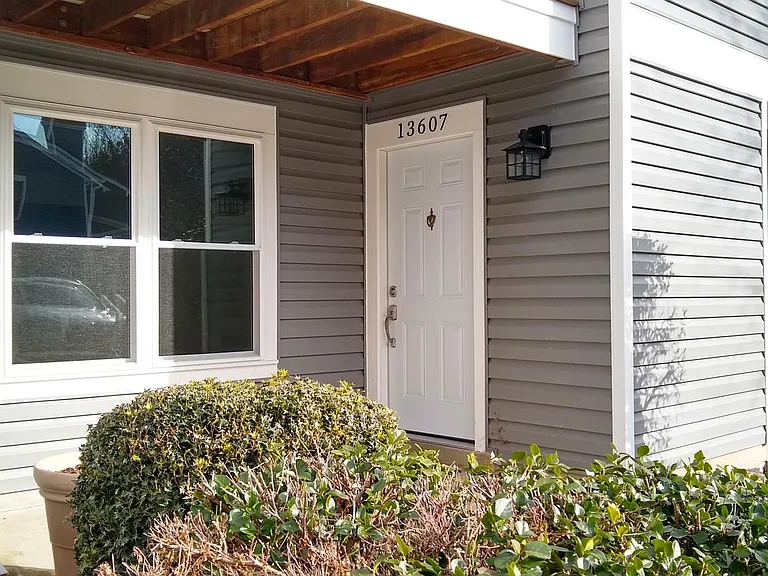 13607 Orchard Dr — Photo 3