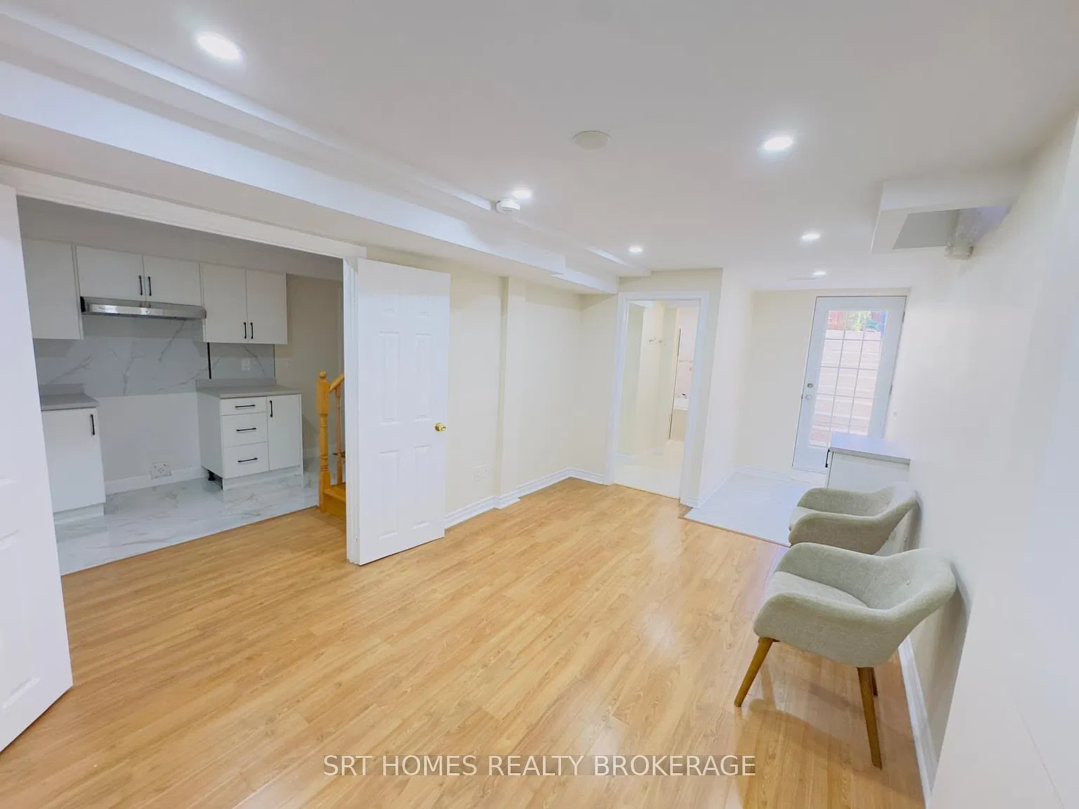 2 bed, $1,900 — Photo 3