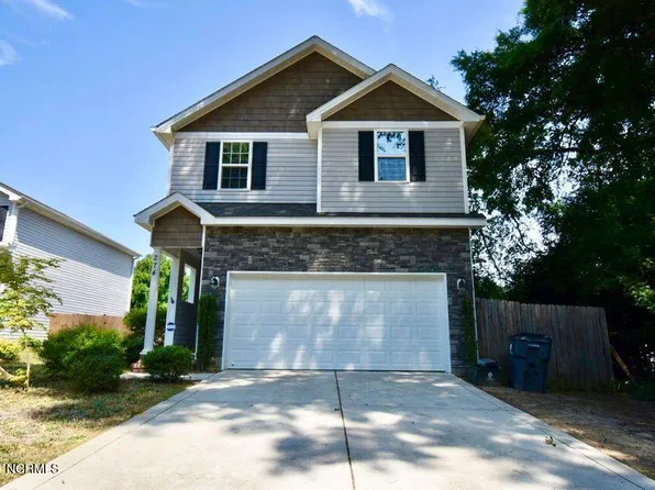 274 N Saylor St, Southern Pines, NC 28387