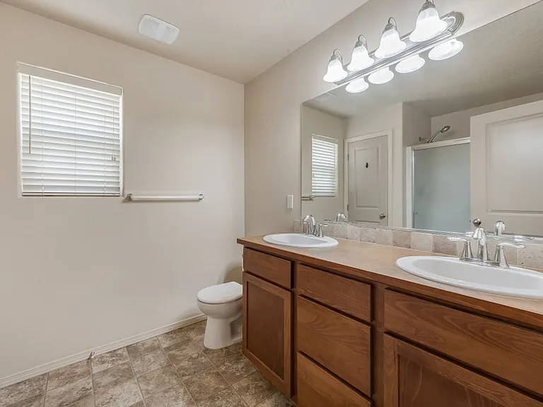 2664 N Revette St — Photo 12