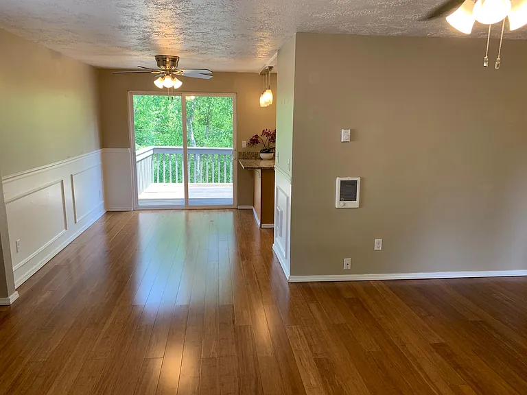 12500 SW Karen St #6 — Photo 7