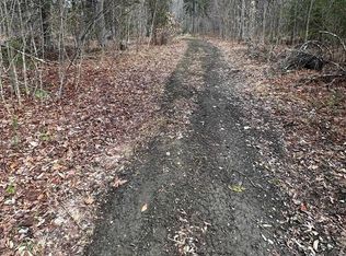 1412 Bean Pond Rd, Lyndonville, VT 05851