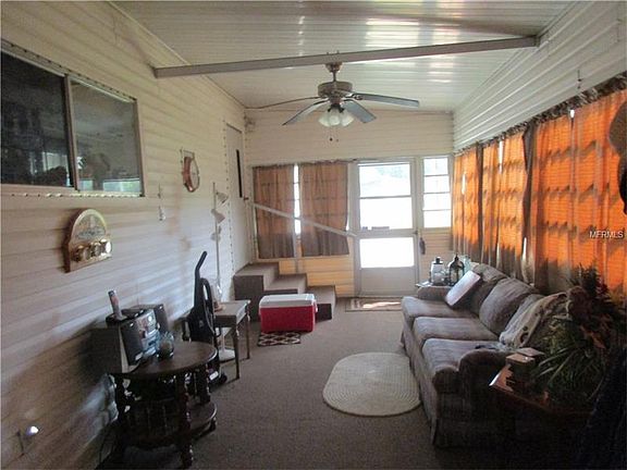 3rd image of 32 Rosalie Oaks Blvd