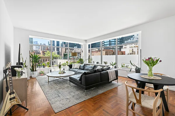 Rented by Compass | media 13