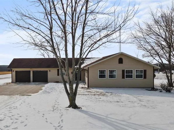 2441 280th St, Washington, IA 52353