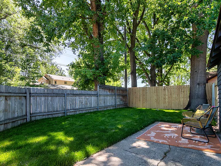 2912 W Bella St — Photo 27