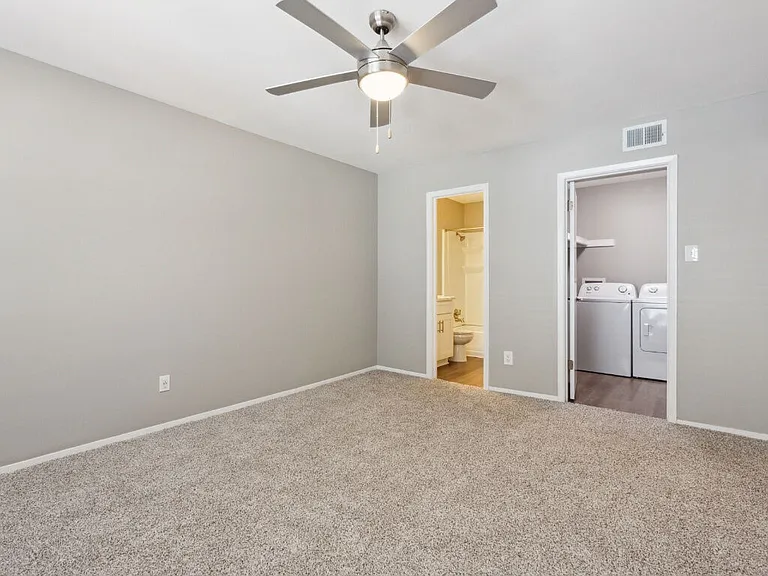 The Park Apartments — Photo 15