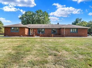 4833 Lantern Dr, Greenwood, IN 46142