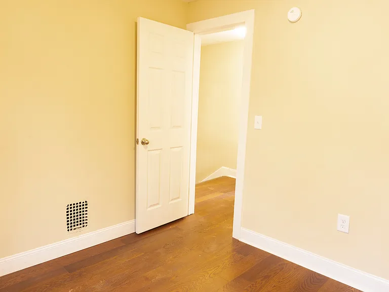 48 Gates St #1 — Photo 2