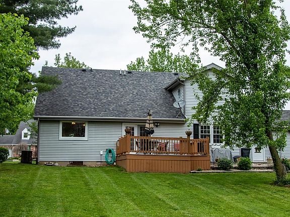 2nd image of 609 S Cherokee Ln Lot 28