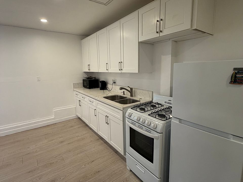1st image of 8166 Cantaloupe Ave