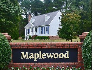 92 Maplewood Dr, Knightdale, NC 27545