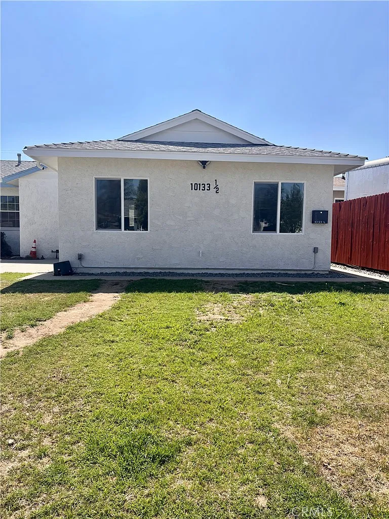 1 bed, 400 sqft, $2,000 — Photo 1