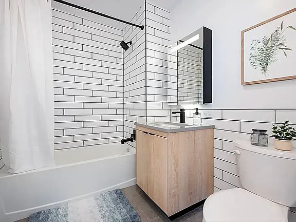 5th image of 1856 Park Ave #14E