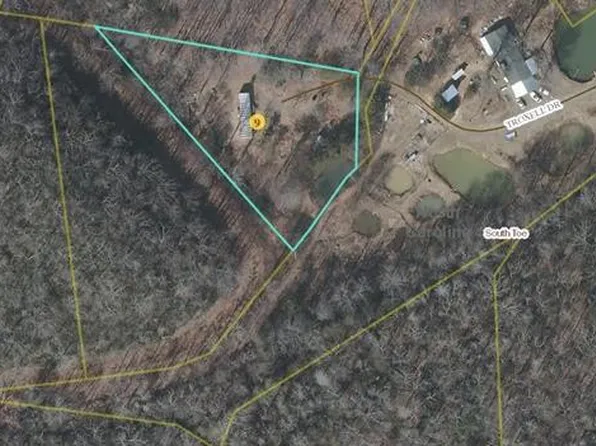 213 Troxell Dr, Burnsville, NC 28714