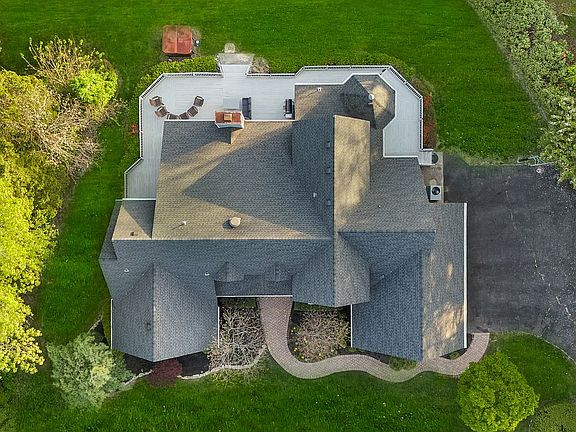 5th image of 1179 Cynthia Ln