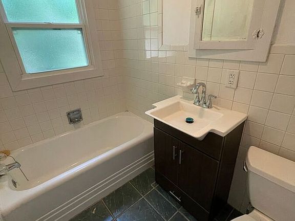 5th image of 1124 Jefferson Ave