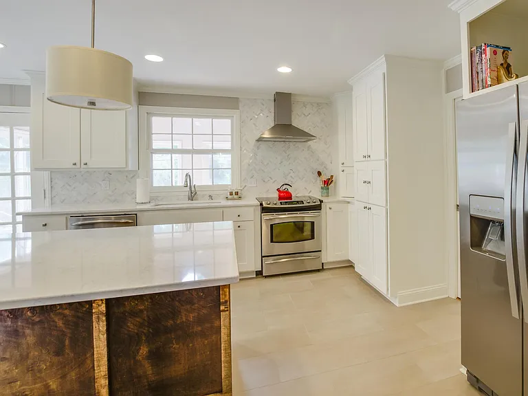 3538 Crestridge Dr — Photo 5