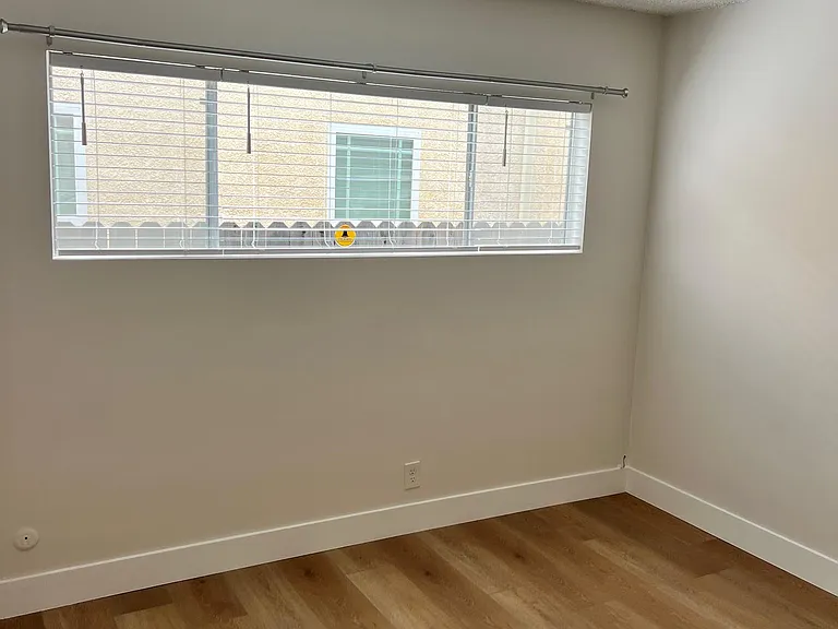3733 Military Bedrm Blinds