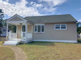 117 Laurel Ave, Hazlet Township, NJ 07734