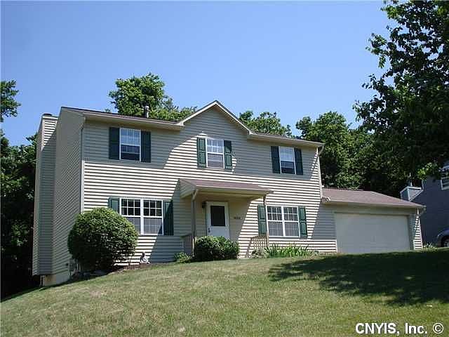 1st image of 404 Emann Dr