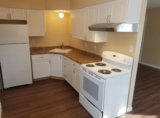 7421 W Fernwood Cir APT 4, Milwaukee, WI 53219