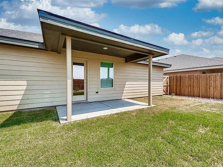 8210 E County Road 111 — Photo 20