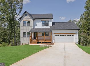 5719 Calm Valley, Flowery Branch, GA