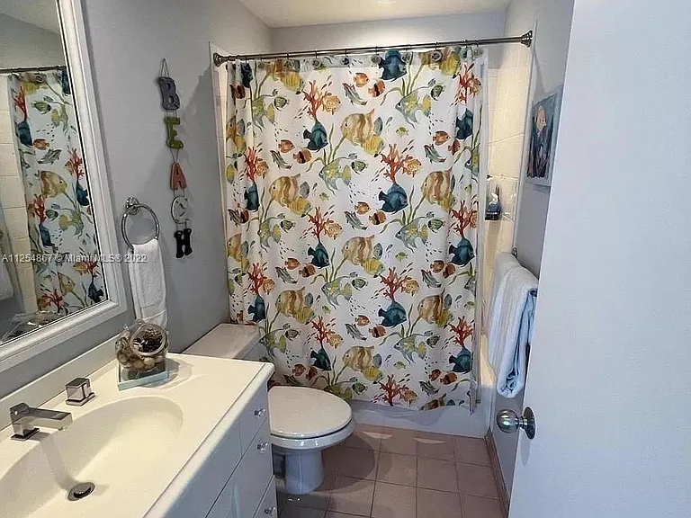 124 S Indies Dr — Photo 21