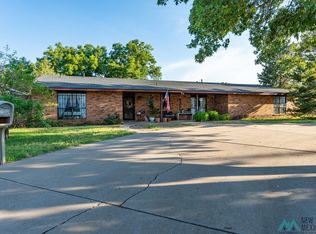 1501 E 21st St, Clovis, NM 88101