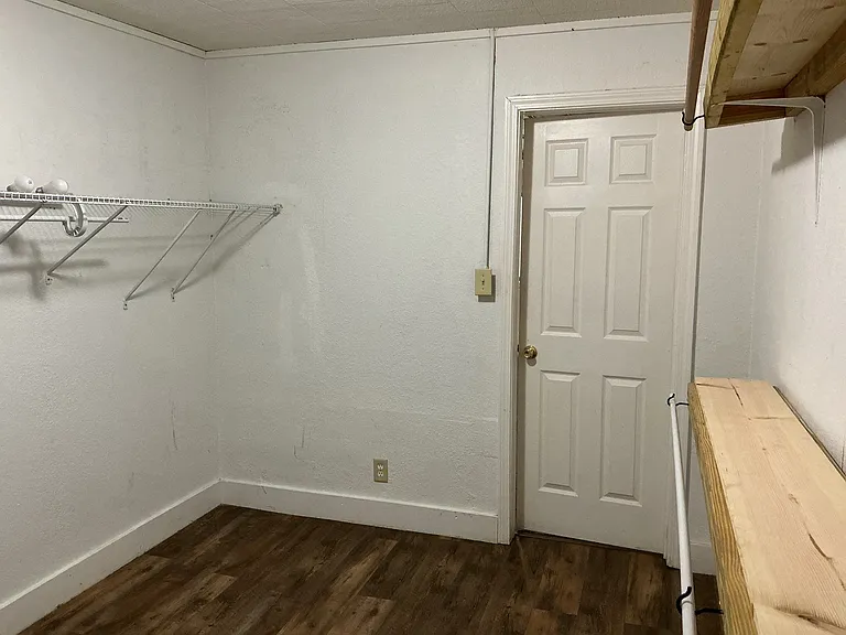 318 Linden St — Photo 10