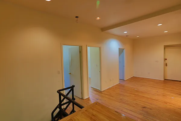 Rented by Helm Management | media 5