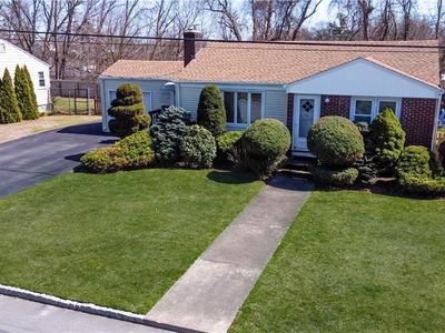 96 Harvard St, Cranston, RI, 02920