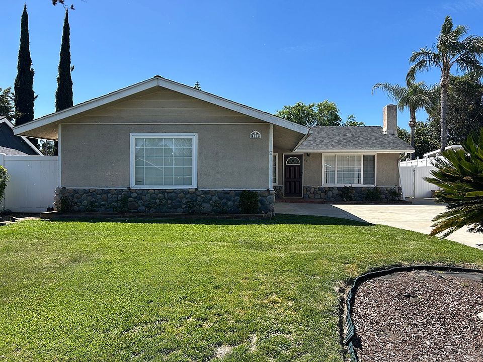 1st image of 4007 Cypress Ln