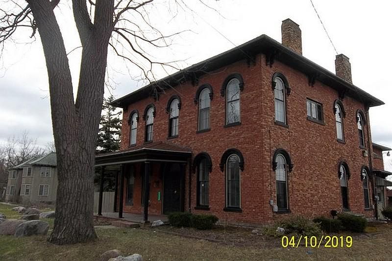 1st image of 1243 S Jefferson Ave
