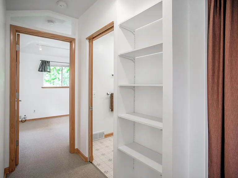 5411 N 225 W — Photo 29