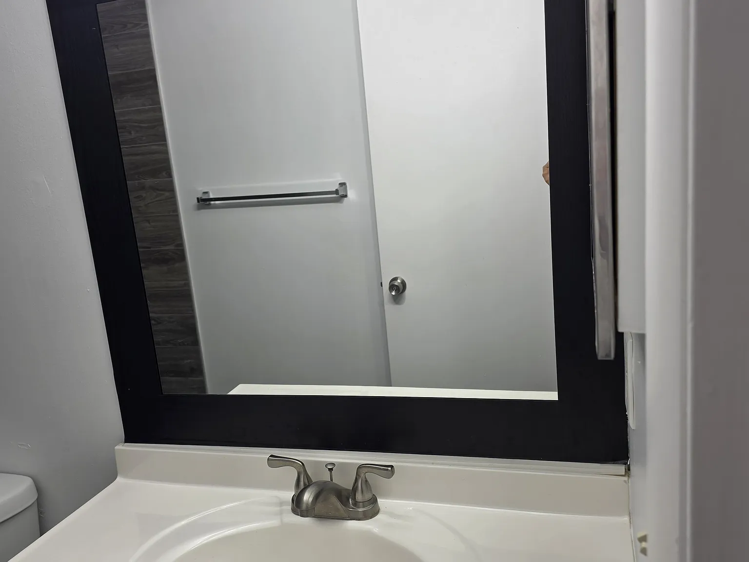 2 bed, 986 sqft, $2,000 — Photo 1