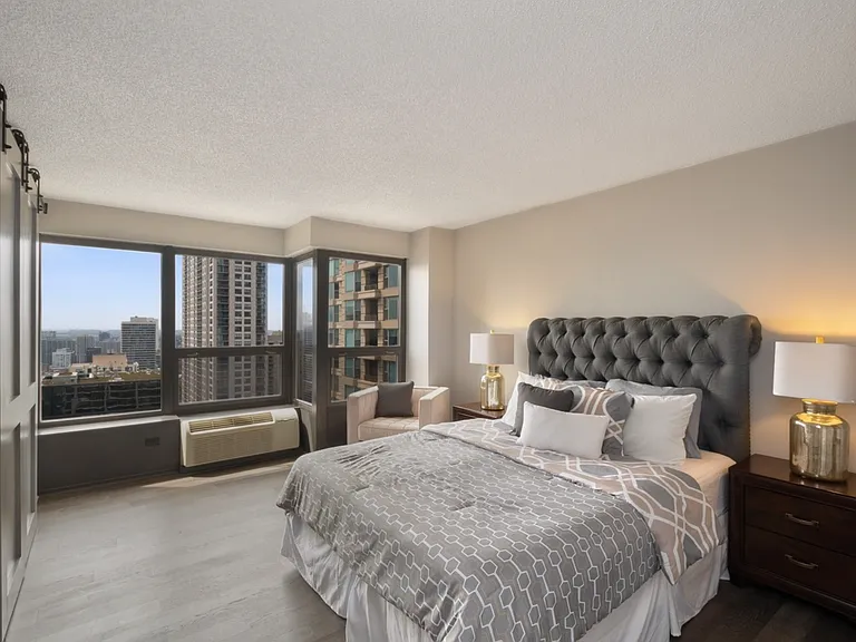 30 E Huron St #3404 — Photo 11