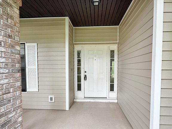 2nd image of 1775 Williamsburg Way