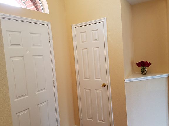 2nd image of 422 Cypress St