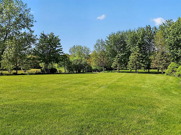 4th image of 2039 Bernadette Ln