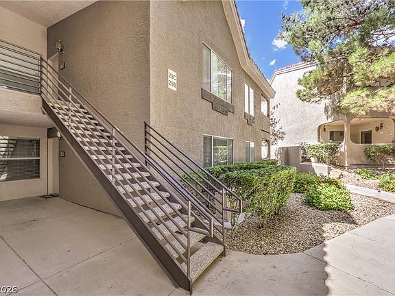 2nd image of 700 Capri Dr APT 29B