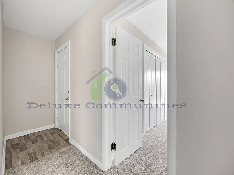 801 Prospect Ave SE — Photo 18