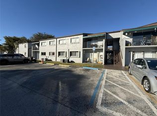 Magnolia Lane Condo, Miami, FL 33193